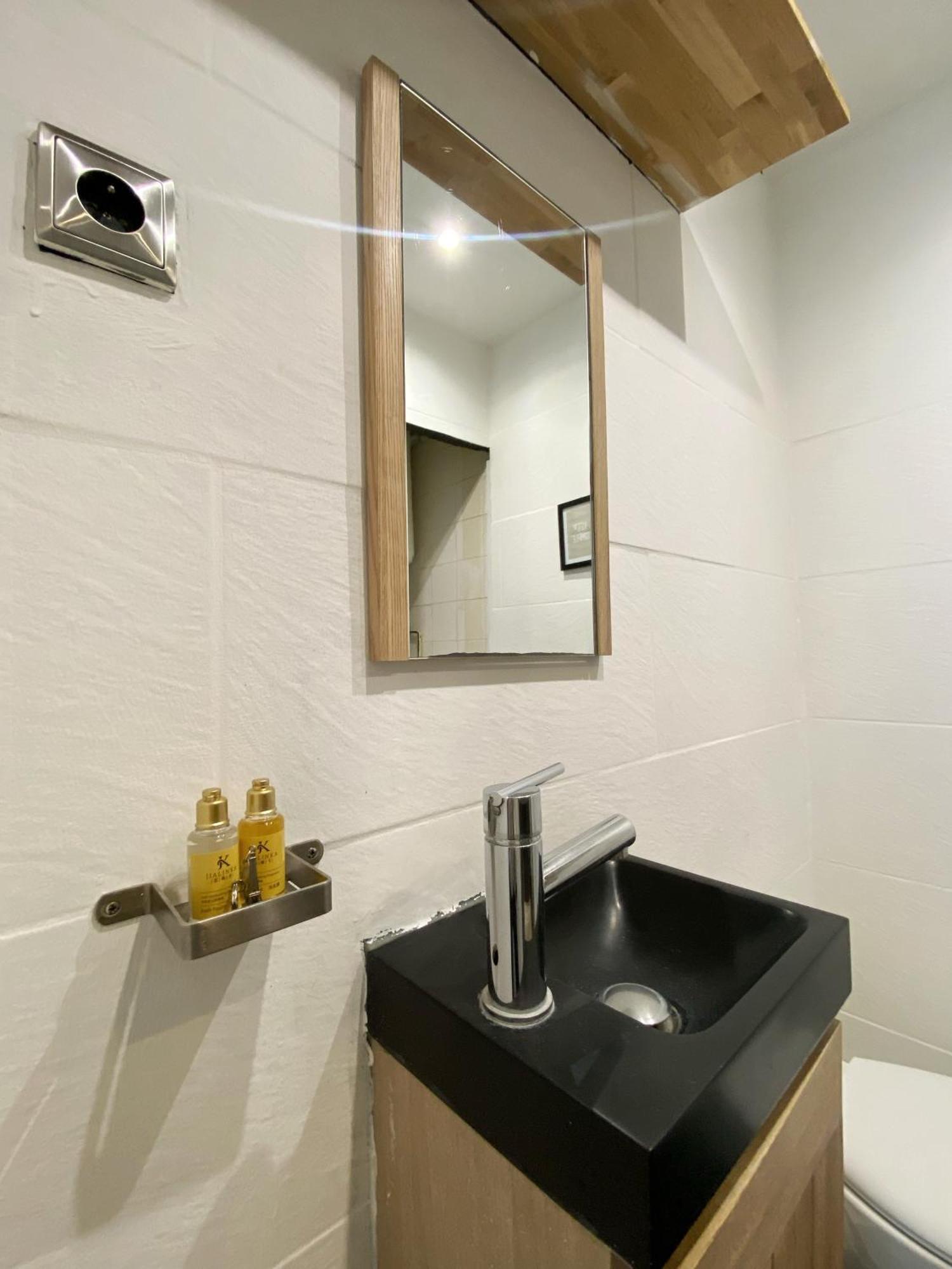 Poetic Paris - Cozy Apartment In Paris 2Nd Extérieur photo